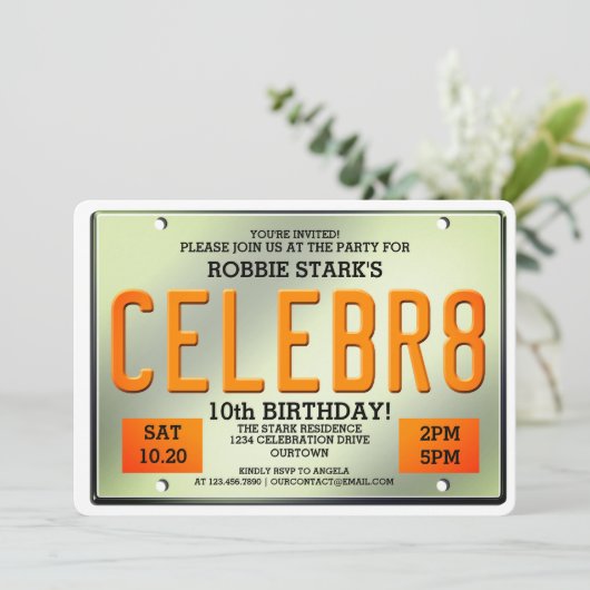 ライセンスプレート誕生日招待状 招待状 (スタンド正面)