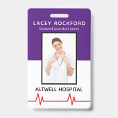 ライセンス供与された実用的なナースLPN紫の医療写真 バッジ (正面)