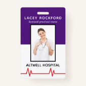 ライセンス供与された実用的なナースLPN紫の医療写真 バッジ (正面)