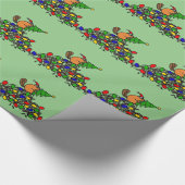 ライトが付いているおもしろいなビーバーのクリスマスのダム ラッピングペーパー (角)