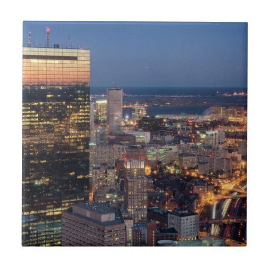 ライトが付いているボストンの建物は道で引きずります タイル (正面)