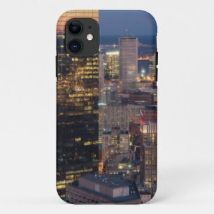 ライトが付いているボストンの建物は道で引きずります iPhone 11 ケース