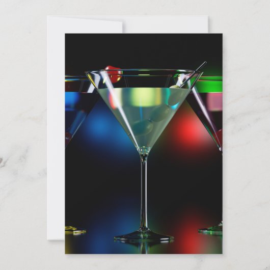 ライトが当たるマティーニグラスに入った様々なカクテル 招待状 (裏面)