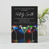 ライトが当たるマーティーニグラスに入った様々なカクテル 招待状 (スタンド正面)