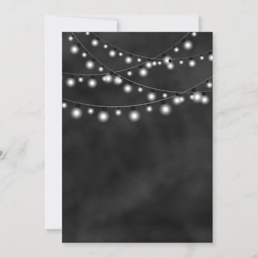 ライトの文字列ブラックチャックボード結婚式の招待 招待状 (裏面)