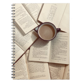 ライトアカデミアエステティックコーヒーと書籍 ノートブック