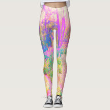 ライトアップされたピンクと珊瑚園風景