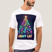 ライトアップ！ – レインボークリスマスツリーTシャツ Tシャツ (正面)