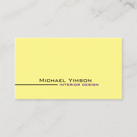 ライトイエローとホワイトのシンプルプロフェッショナル 名刺 (正面)