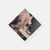 ライトエレガントトープ大理石テクスチャの招待 スタンダードカクテルナプキン (角)