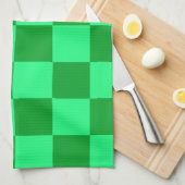 ライトグリーンとダークグリーン市松模様にデザイン キッチンタオル (四つ折り)