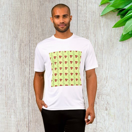 ライトグリーンに赤い花の蔓模様 Tシャツ