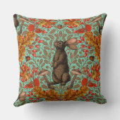 ライトグリーンの秋のうさぎ クッション (裏面)