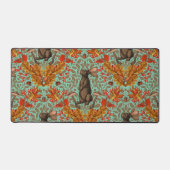 ライトグリーンの秋のうさぎ デスクマット (正面)