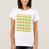 ライトグリーンの背景に赤い花の蔓の模様 Tシャツ (正面)