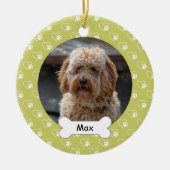 ライトグリーンハートポーズカスタムペット子犬の写真 セラミックオーナメント (正面)