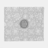 ライトグレーとホワイトクリスマススノーフレーク フリースブランケット (正面(横))