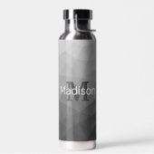 ライトグレーのジオメトリメッシュパターンモノグラム ウォーターボトル (左面)