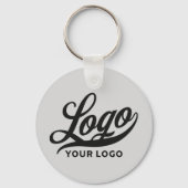 ライトグレーの会社ビジネスにおける両面ロゴと名前 キーホルダー (正面)
