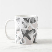 ライトグレースポット抽象芸術斑点パターン コーヒーマグカップ (左)