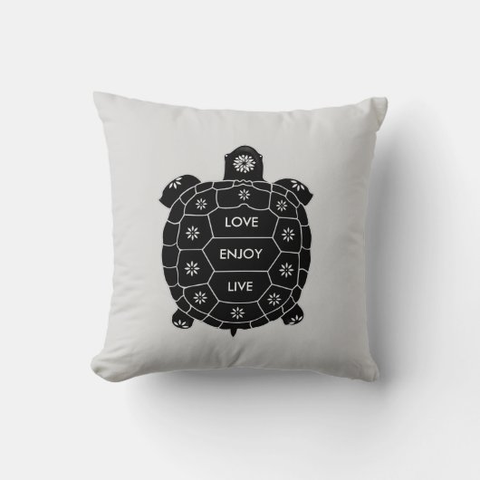 ライトシルバーグレーの黒いカメの芸術 クッション (正面)