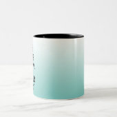 ライトティール(緑がかった色)グラデーションの保Calmとテキストの作成 ツートーンマグカップ (中央)