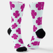 ライトバックグラウンド上のピンク色の幾何学的な花 ソックス (傾斜あり)