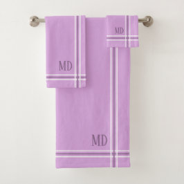 ライトパープルとホワイトのストライプのカスタムイニシャル バスタオルセット