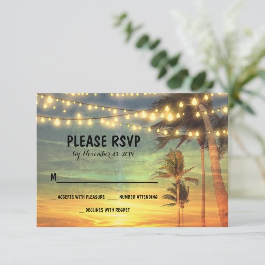 ライトパームズビーチサンセットウェディングRSVPカード 出欠カード (スタンド正面)