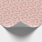 ライトピンクのかわいいニンジン柄 ラッピングペーパー (角)