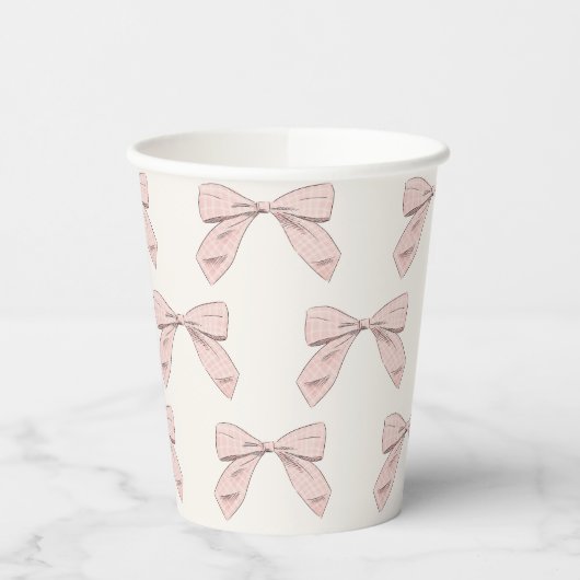 ライトピンクの格子弓ガールエレガントベビーシャワー 紙コップ (左)