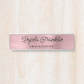 ライトピンクの疑似メタリックホイル サインプレート (正面)