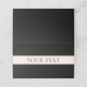 ライトピンク赤面ストライプおよび編エレガント集文字 プレイスカード (外部開封)