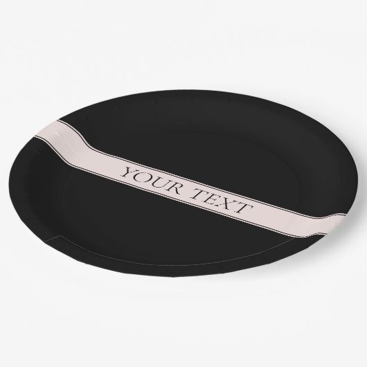 ライトピンク赤面ストライプおよび編エレガント集文字 ペーパープレート (アングル)