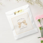 ライトピーチプレイドボウニュートラルエレガントベビーシャワー フェイバーバッグ (封をした状態)