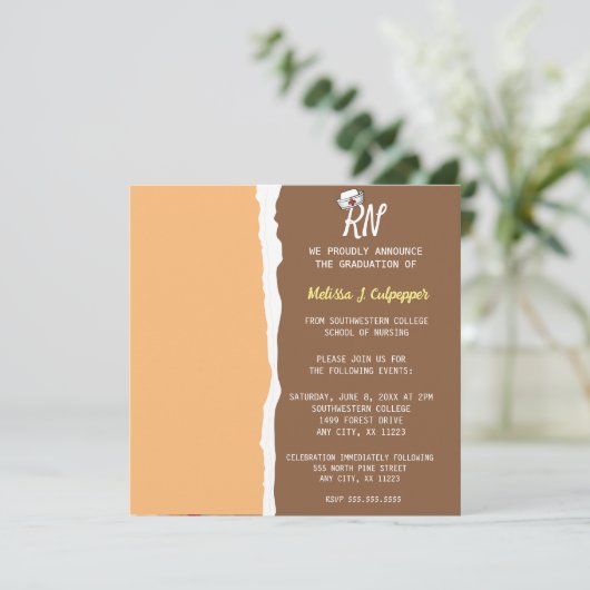 ライトブラウンの写真を使った看護師のピン式卒業式 招待状 (スタンド正面)