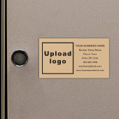 ライトブラウン磁気カード上のビジネスブランド