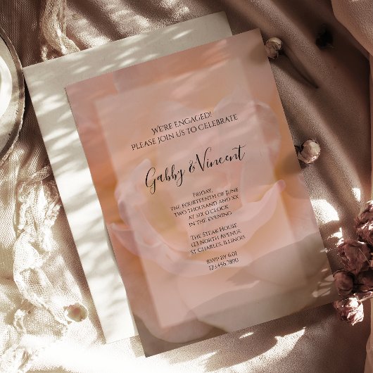 ライトブラッシュピンクローズフラワエンゲージメントパーティ 招待状