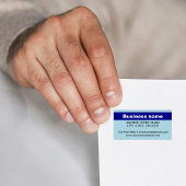 ライトブルーのアドレスで強調表示されたビジネス名 ラベル