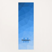 ライトブルーのグラデーションジオメトリメッシュパターンモノグラム ヨガマット (正面)