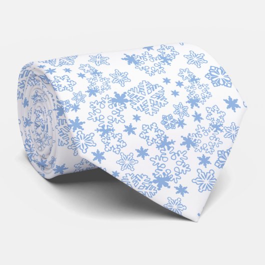 ライトブルーの冬の雪の結晶パターン ネクタイ (ロール)