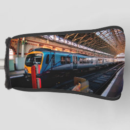 ライトブルーの列車、黄色 ゴルフヘッドカバー