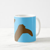 ライトブルーの背景にカウボーイブーツ コーヒーマグカップ (正面右)