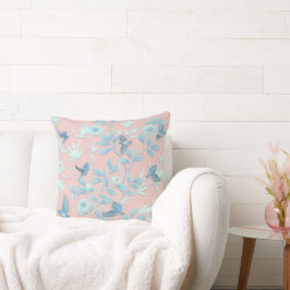 ライトブルーの花と鳥，背景ライトロス クッション