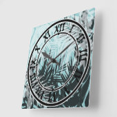 ライトブルーの黒い熱帯パターン スクエア壁時計 (傾斜)