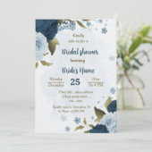 ライトブルー海軍の花の植物性ブライダルシャワー 招待状 (スタンド正面)