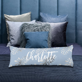 ライトブルー銀葉植物名文字 ボディピロー