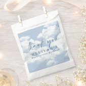ライトブルー「雲の上で9」ハッピーウェディングウィークエンド フェイバーバッグ (クリップ留めされた状態)