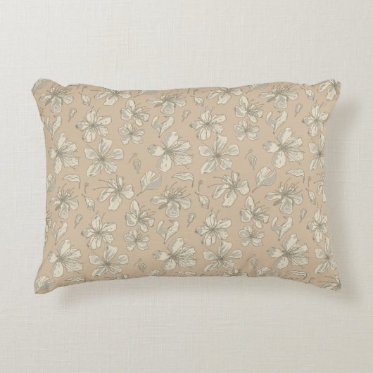 ライトベージュの花を投げる – シームレスパターン アクセントクッション (正面)