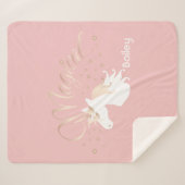 ライトモダンバラピンクホワイトマジカルユニコーンガール シェルパブランケット (正面(横))